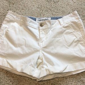 Aeropostale White Twill Short Sz 6